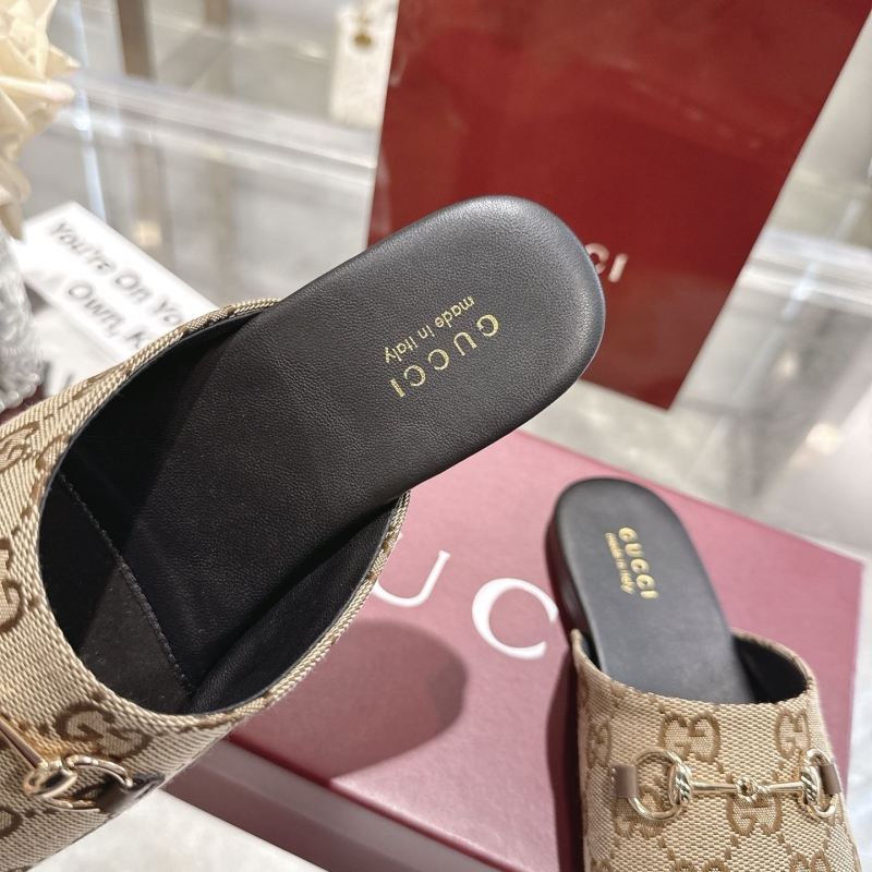 Gvc*1 slippers